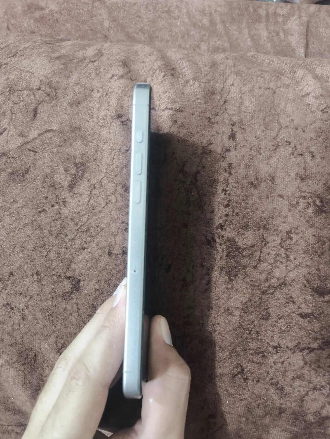 Apple iPhone 15 Pro — 1,500,000 د.ع