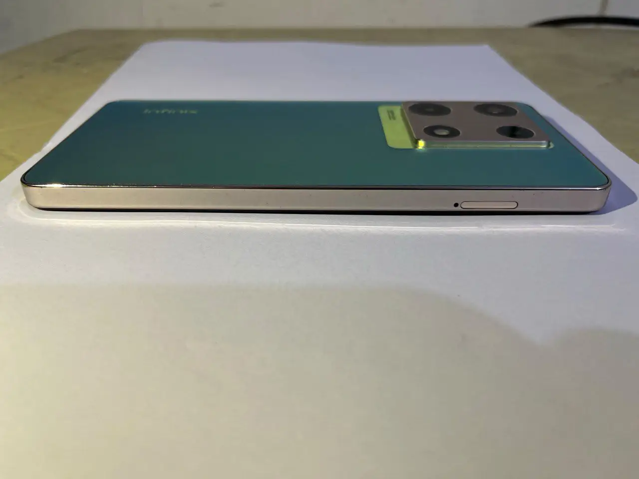 Infinix Note 30 Pro — 200,000 د.ع