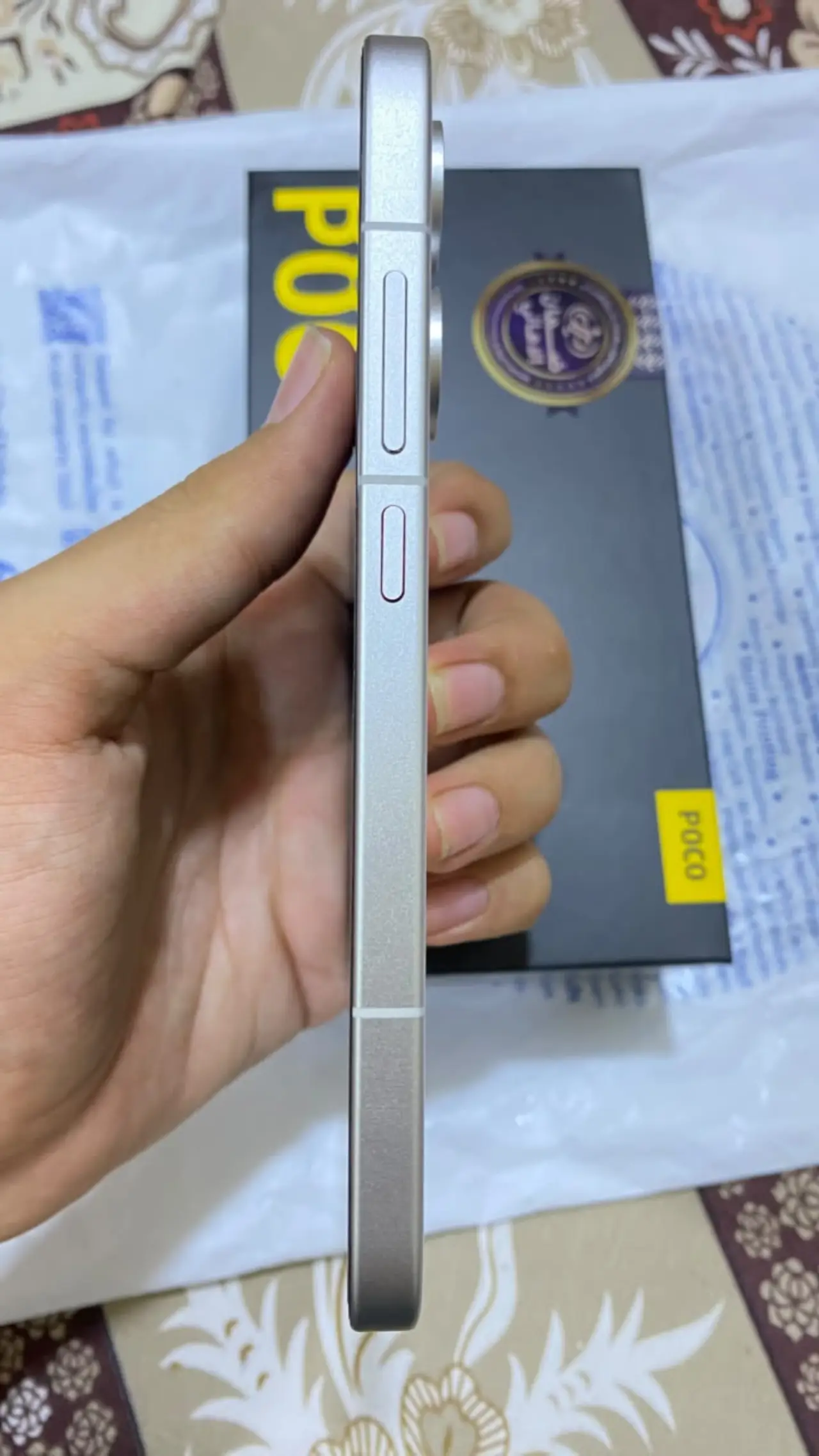 POCO X8 Pro — 520,000 د.ع
