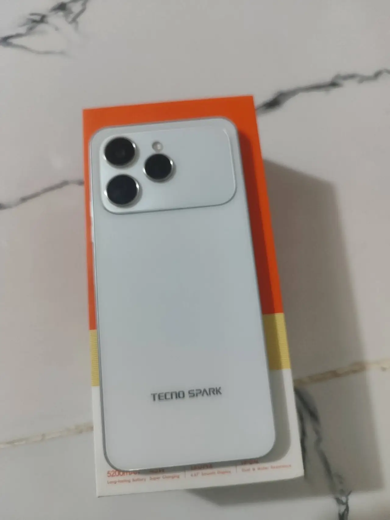 Tecno Spark 40 — 190,000 د.ع
