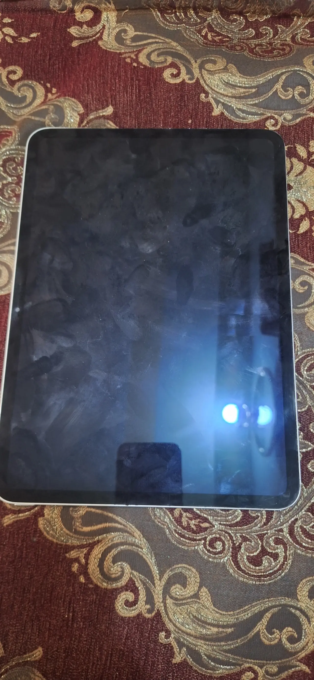 Apple iPhone 11 Pro — 400,000 د.ع