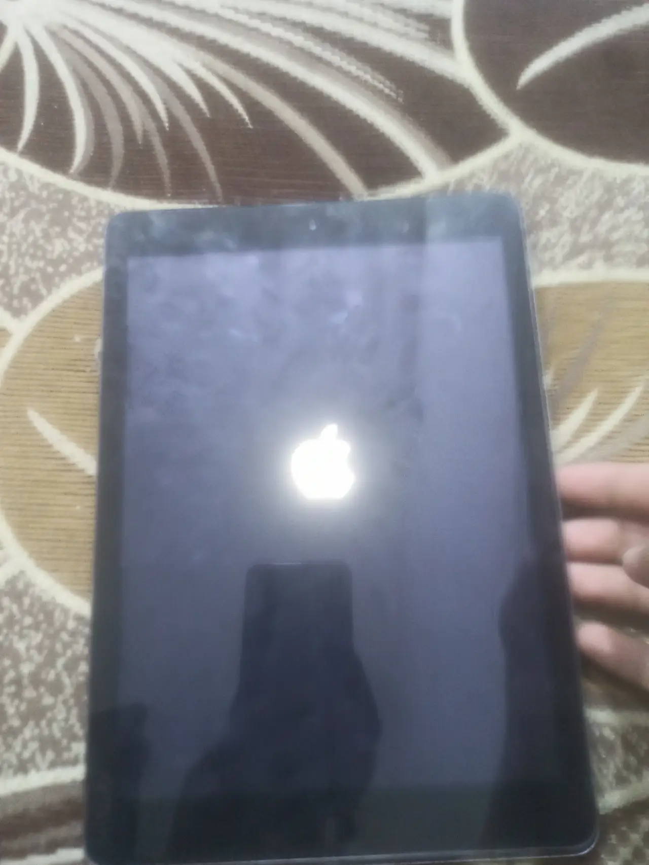 Apple ipad — 100,000 د.ع