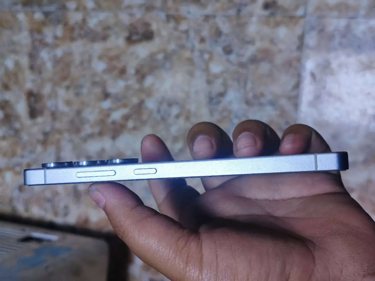 Samsung Galaxy S25 Ultra — 1,200,000 د.ع