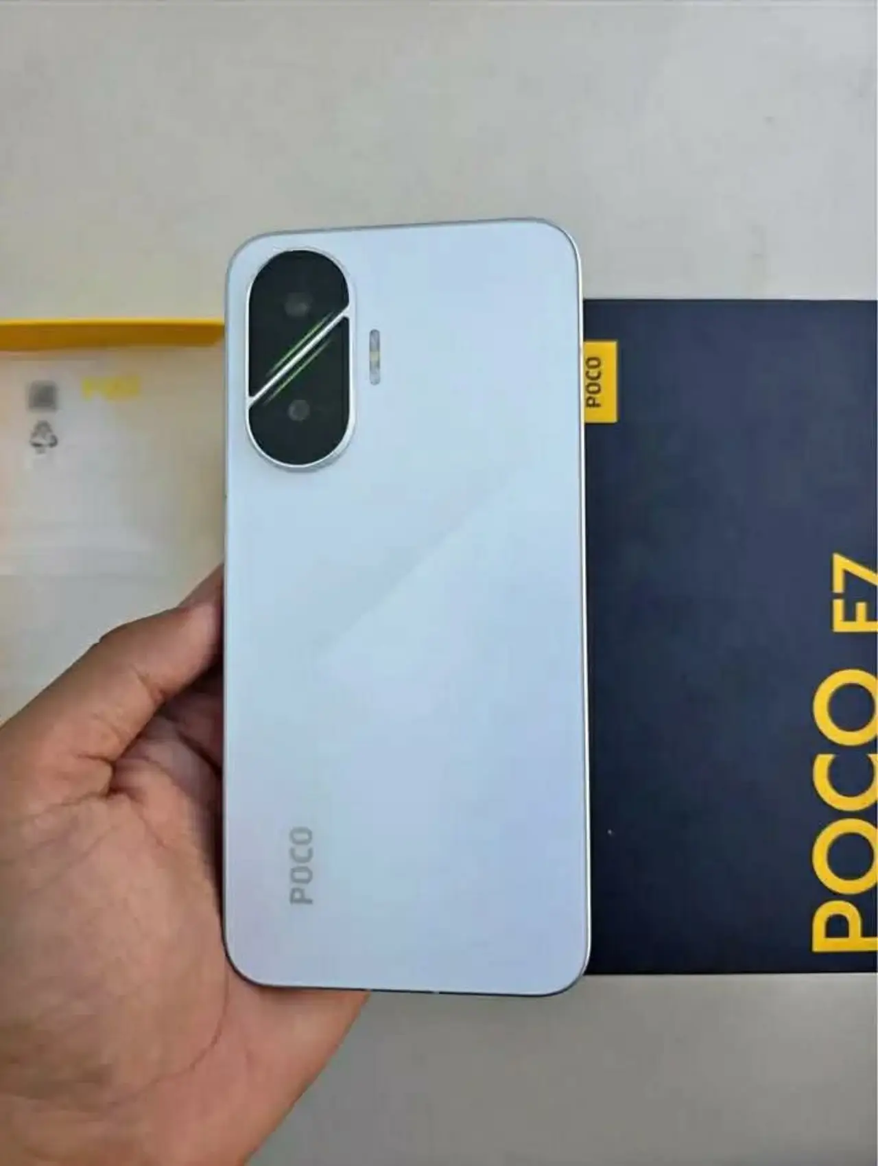 POCO F7