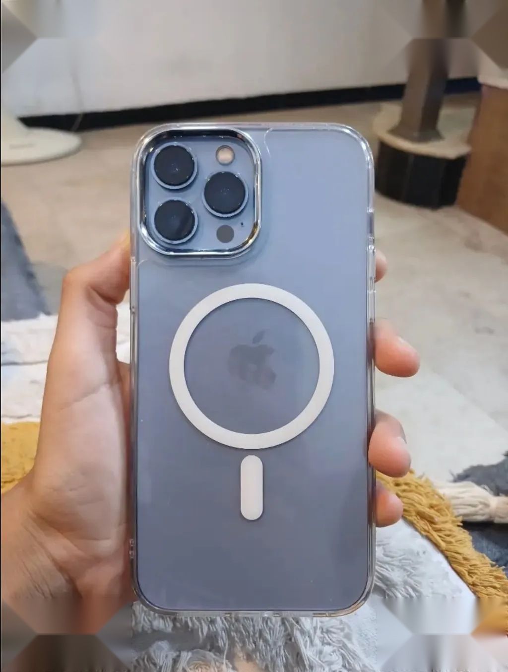 Apple iPhone 13 Pro Max — 580,000 د.ع