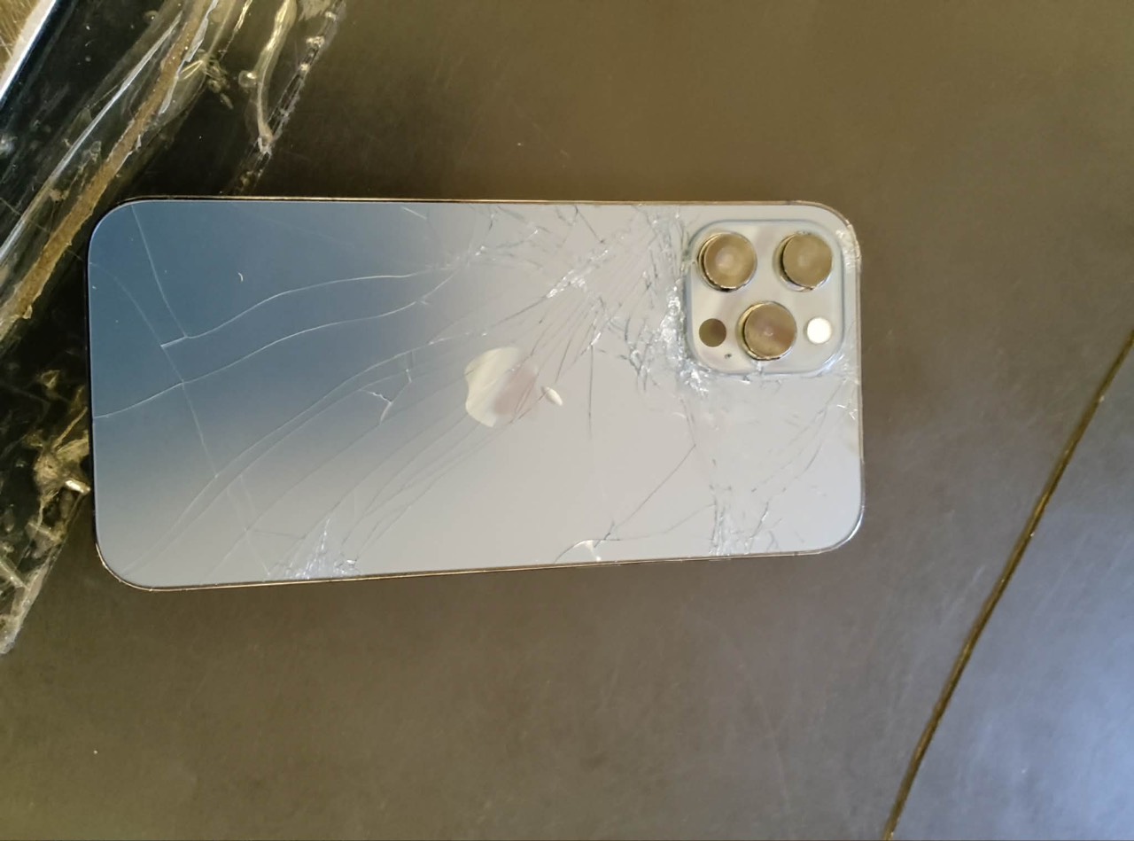 Apple iPhone 12 Pro Max — 275,000 د.ع
