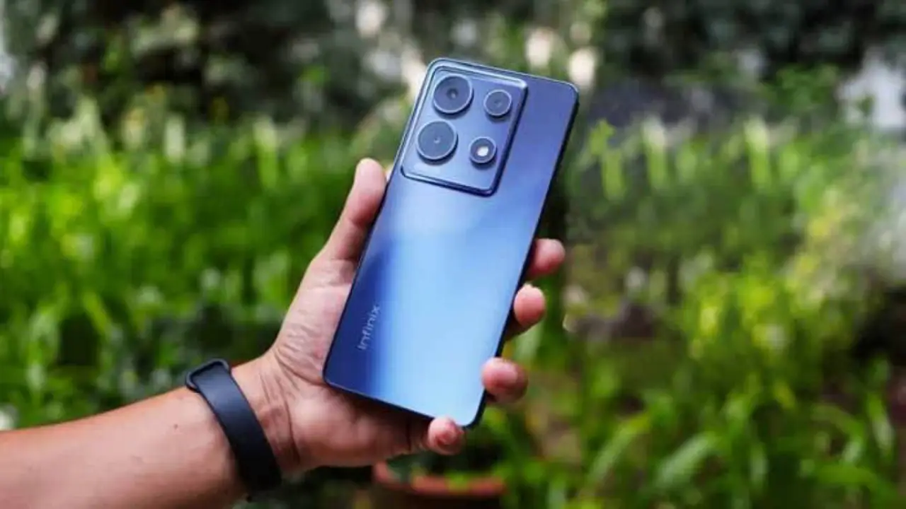 Infinix Note 30 VIP — 300,000 د.ع