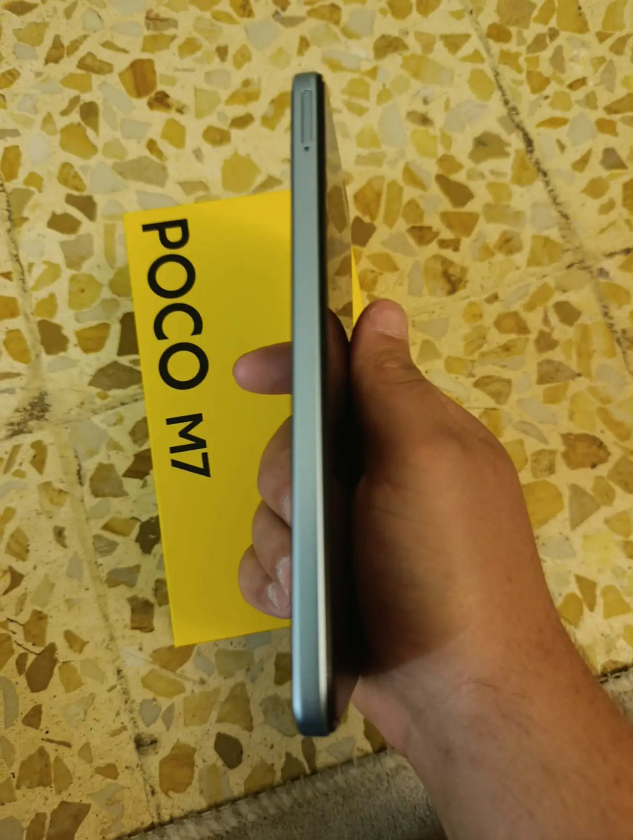 POCO M7 — 250,000 د.ع