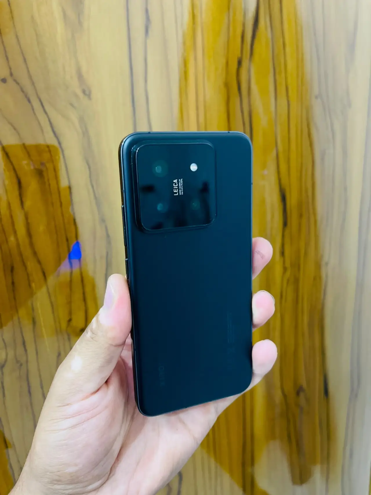 Xiaomi 14 — 550,000 د.ع