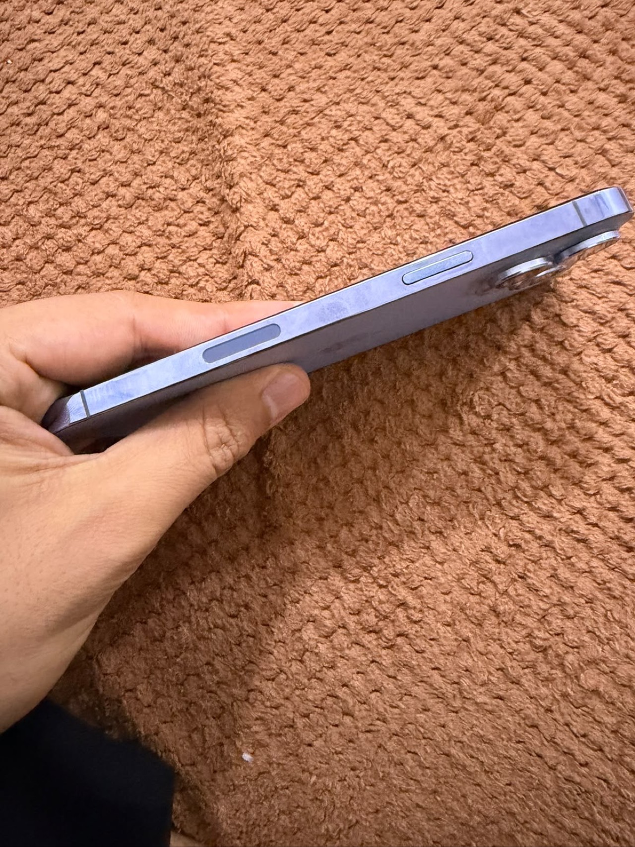 Apple iPhone 13 Pro Max — 750,000 د.ع