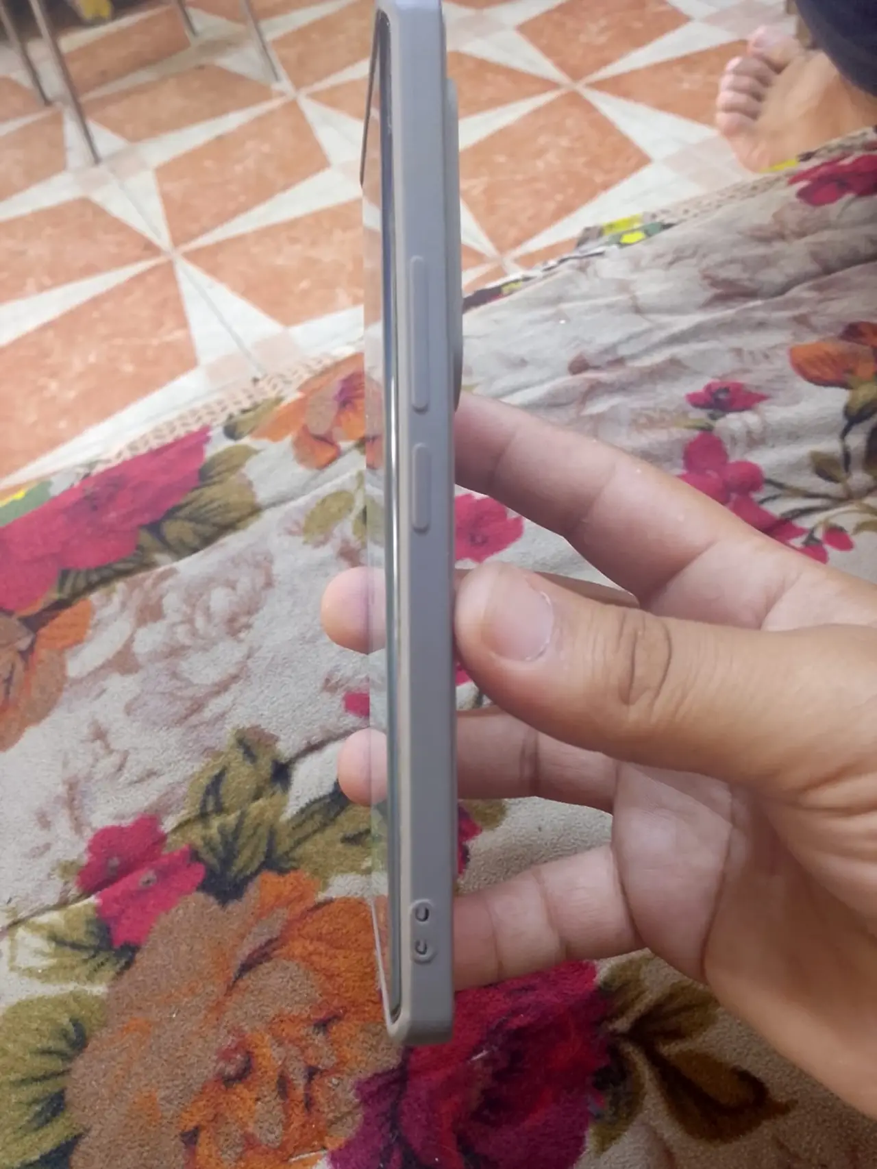 Tecno Camon 40 Pro 5G — 325,000 د.ع