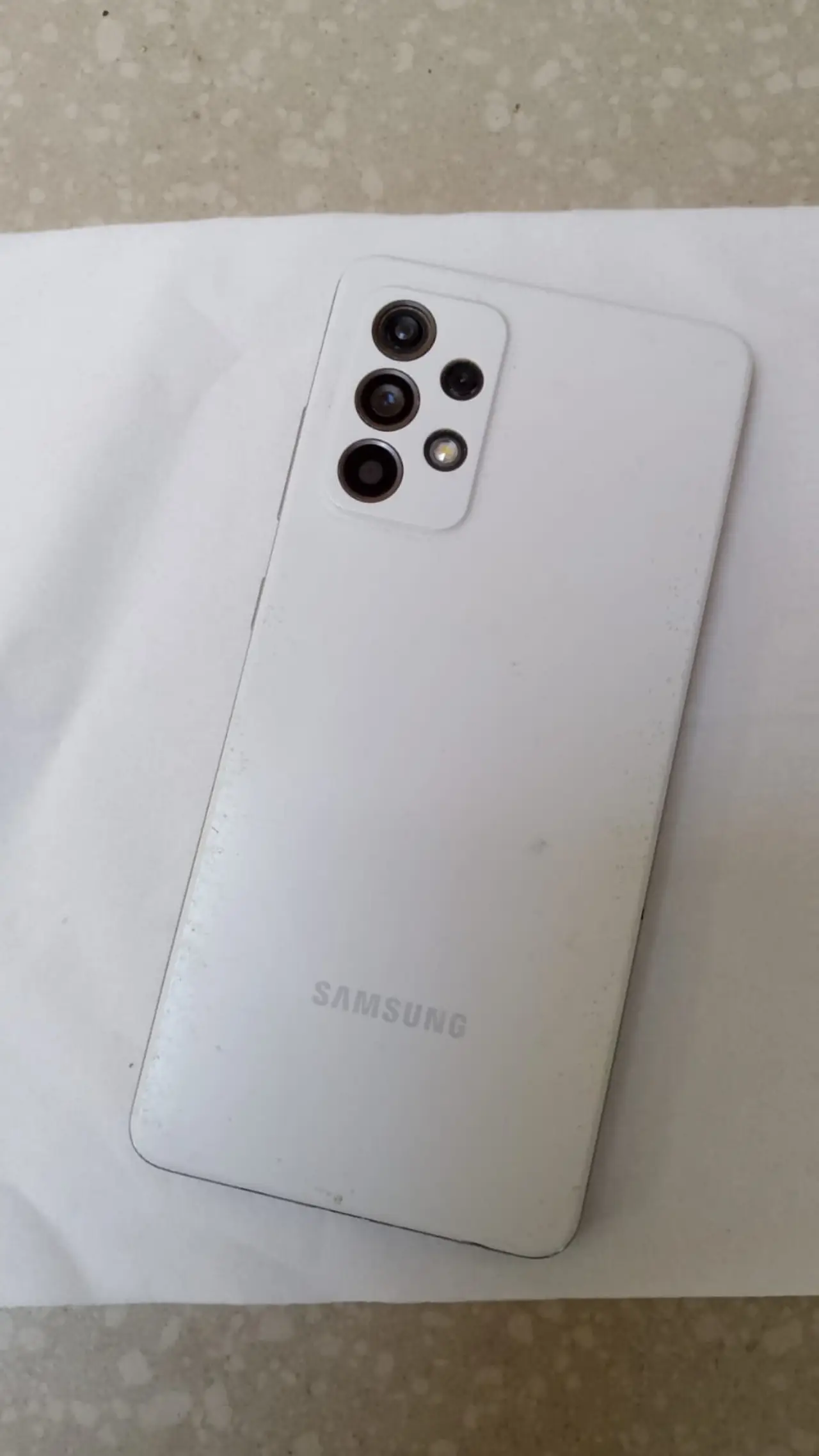 Samsung Galaxy A52 — 225,000 د.ع