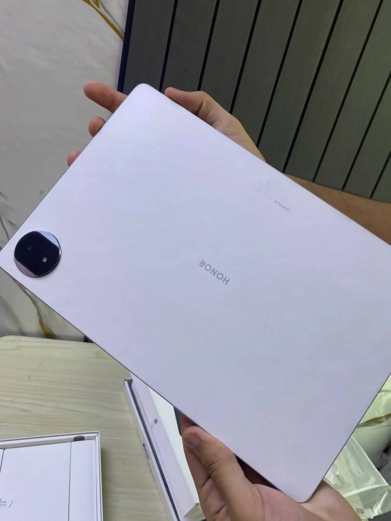 Honor Magic 2 — 680,000 د.ع