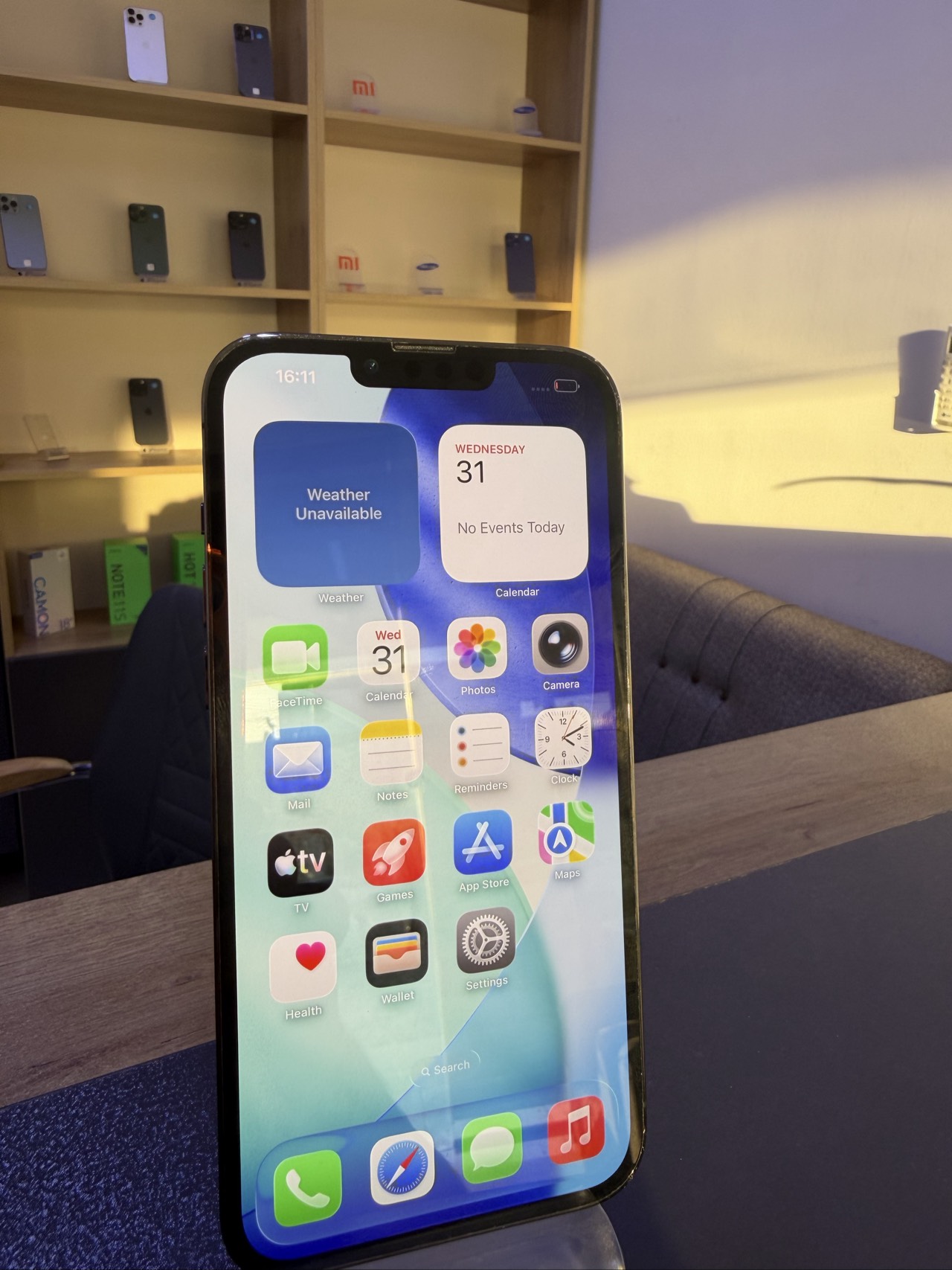Apple iPhone 13 Pro Max — 730,000 د.ع