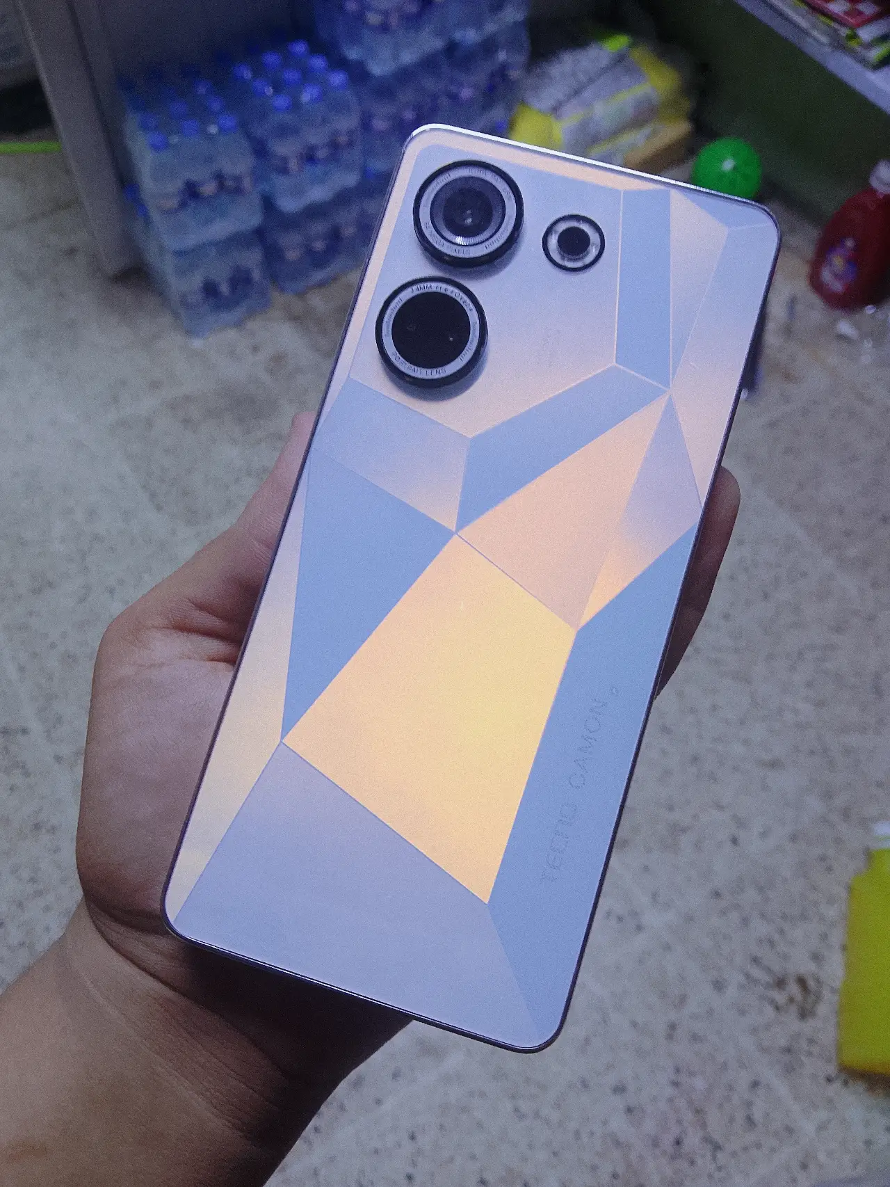 Tecno Camon 20 Pro — 190,000 د.ع