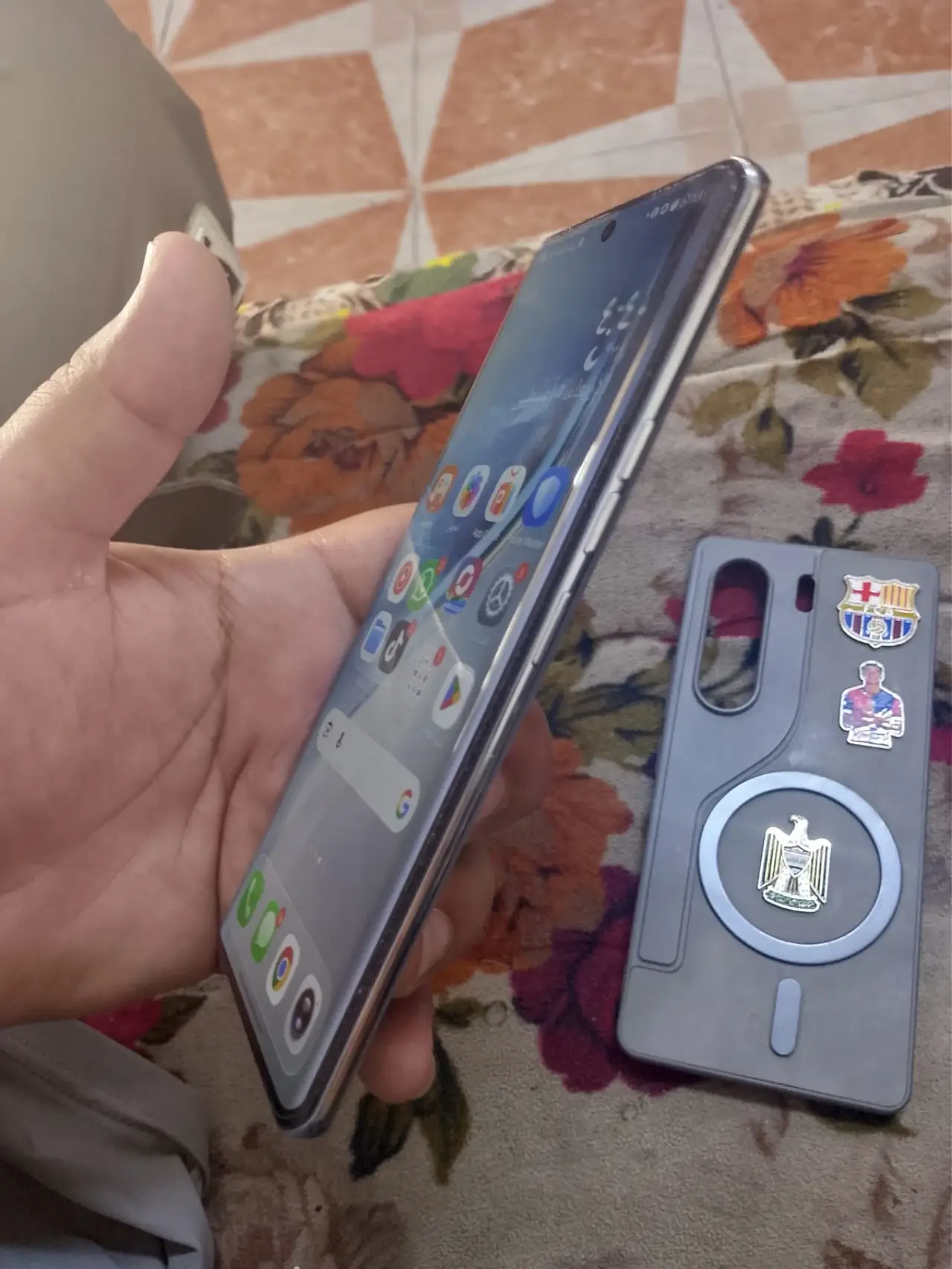 Tecno Camon 40 Pro 5G — 325,000 د.ع