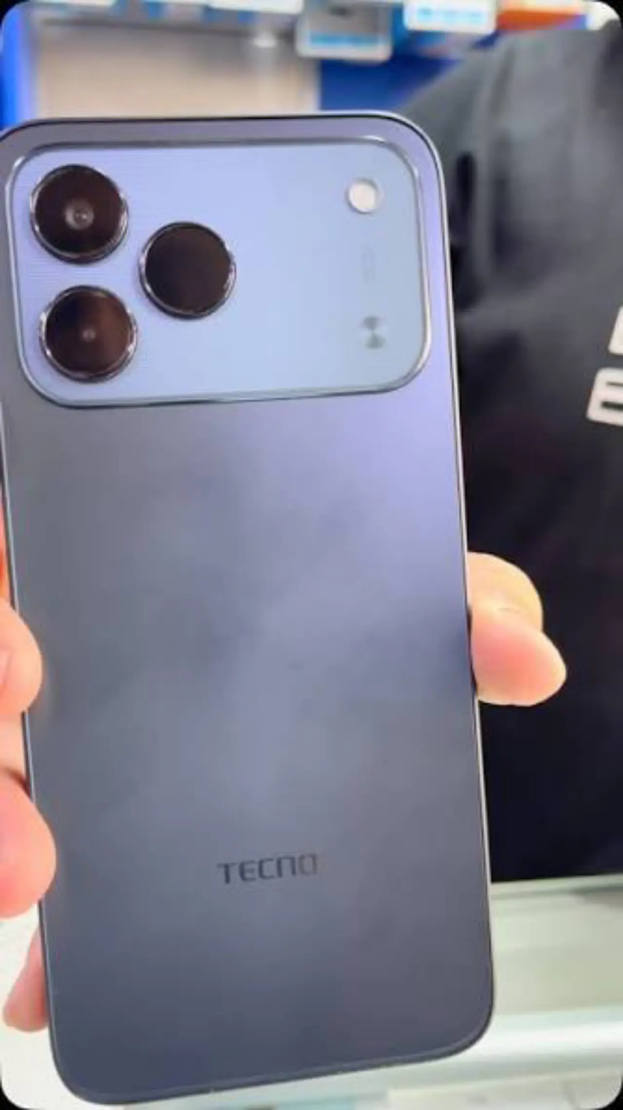 Tecno Spark 50 — 250,000 د.ع