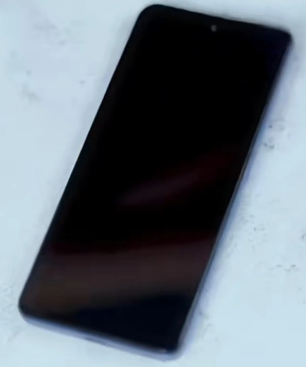 Realme C75x — 250,000 د.ع