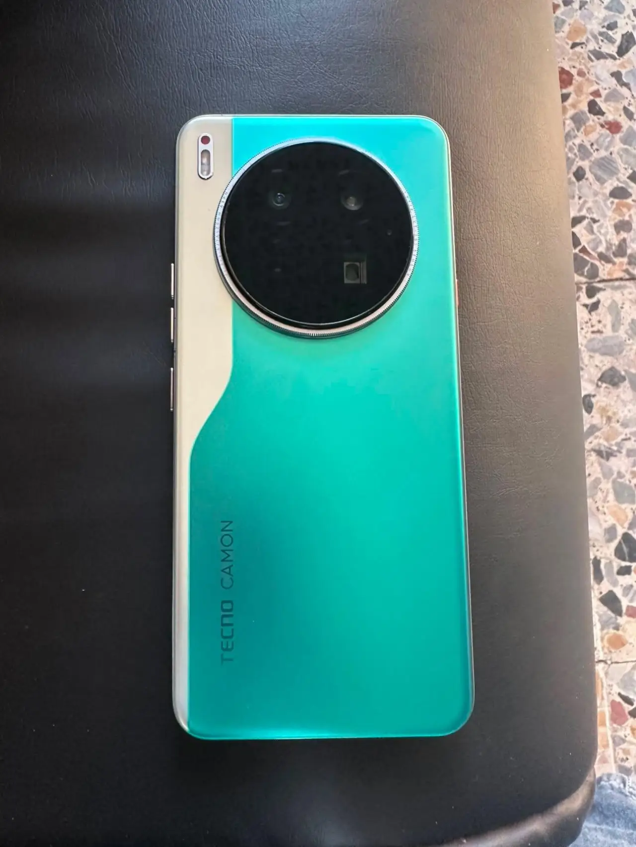 Tecno CAMON 40 Premier 5G — 500,000 د.ع