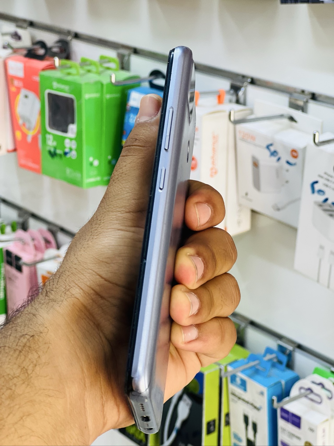 Realme C11 — 80,000 د.ع