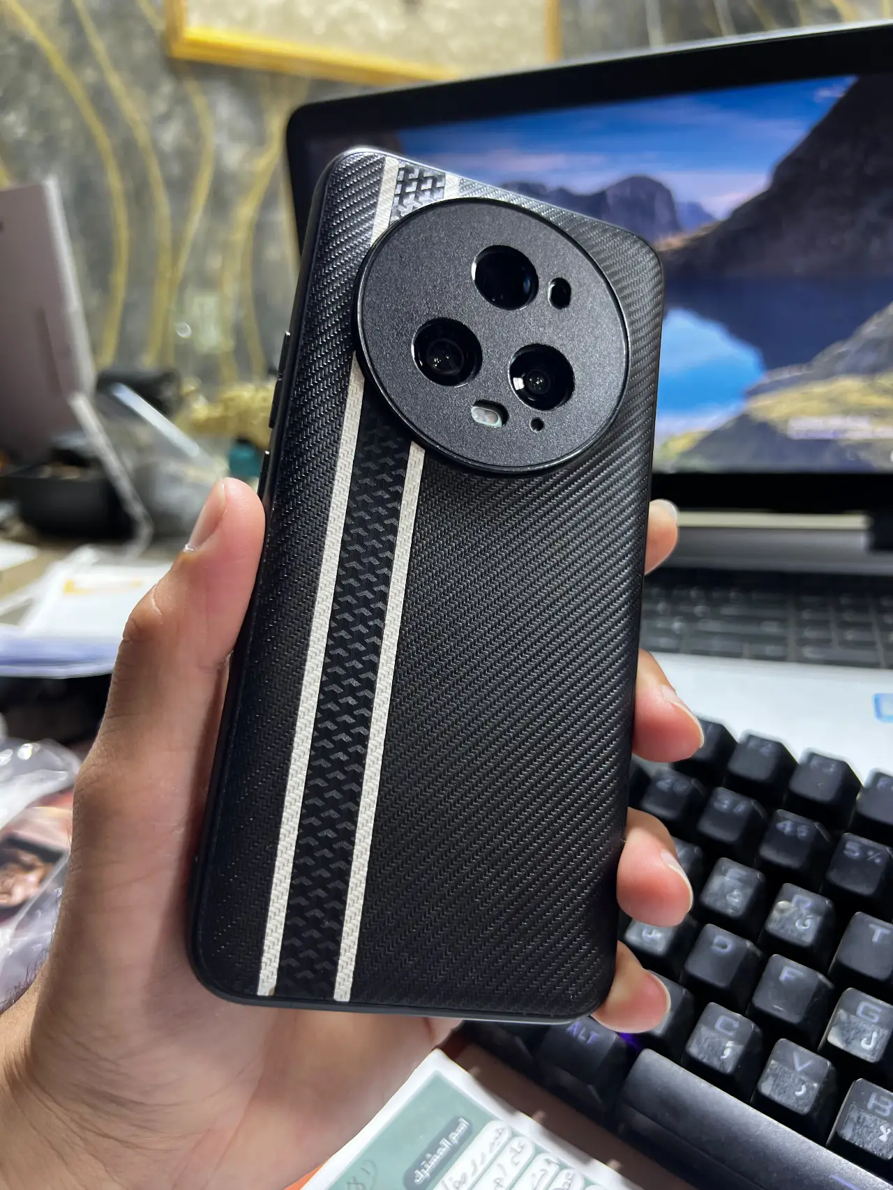 Honor Magic5 Pro — 575,000 د.ع