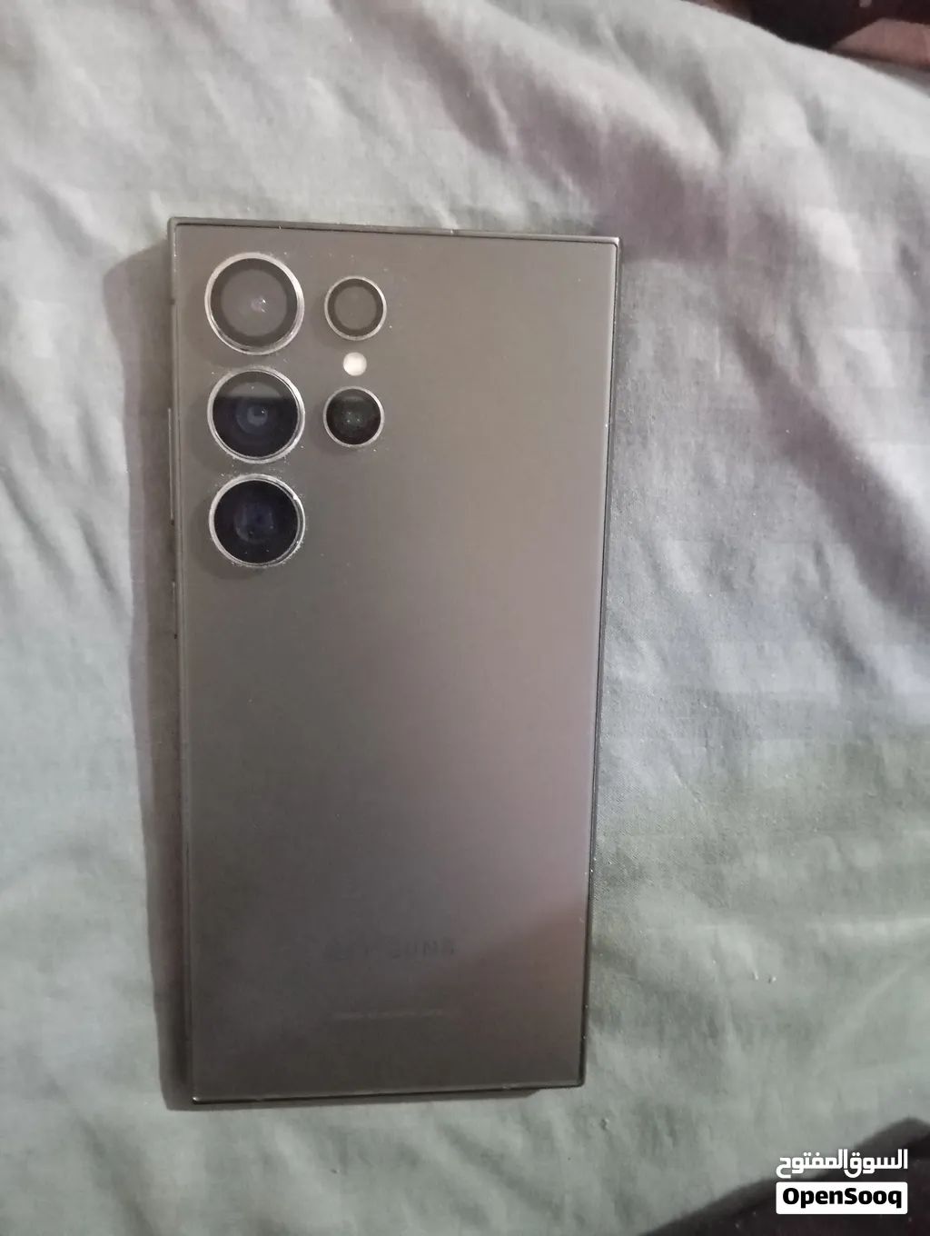 Samsung S24 Ultra — 700,000 د.ع