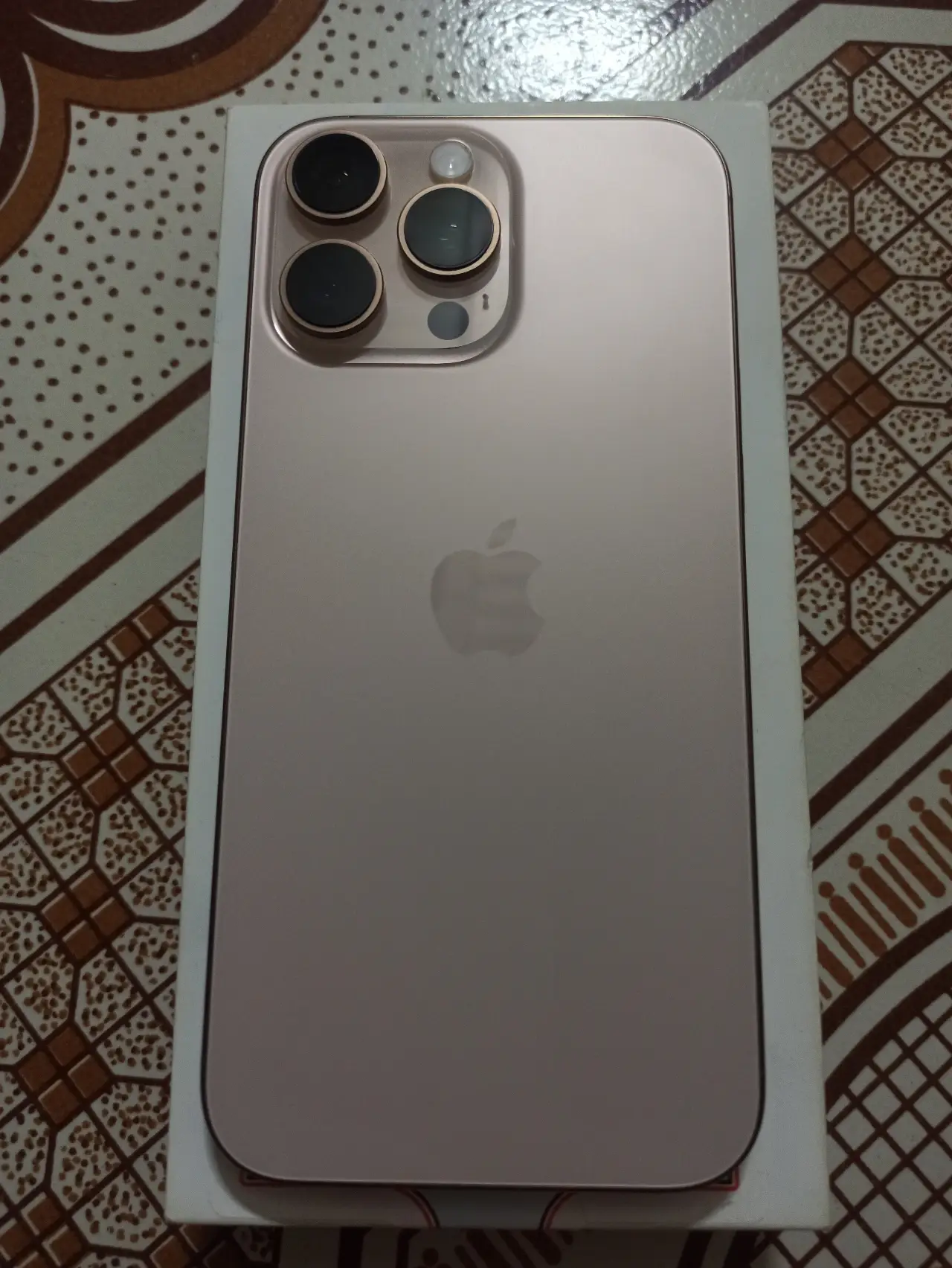 Apple iPhone 16 Pro Max — 1,450,000 د.ع