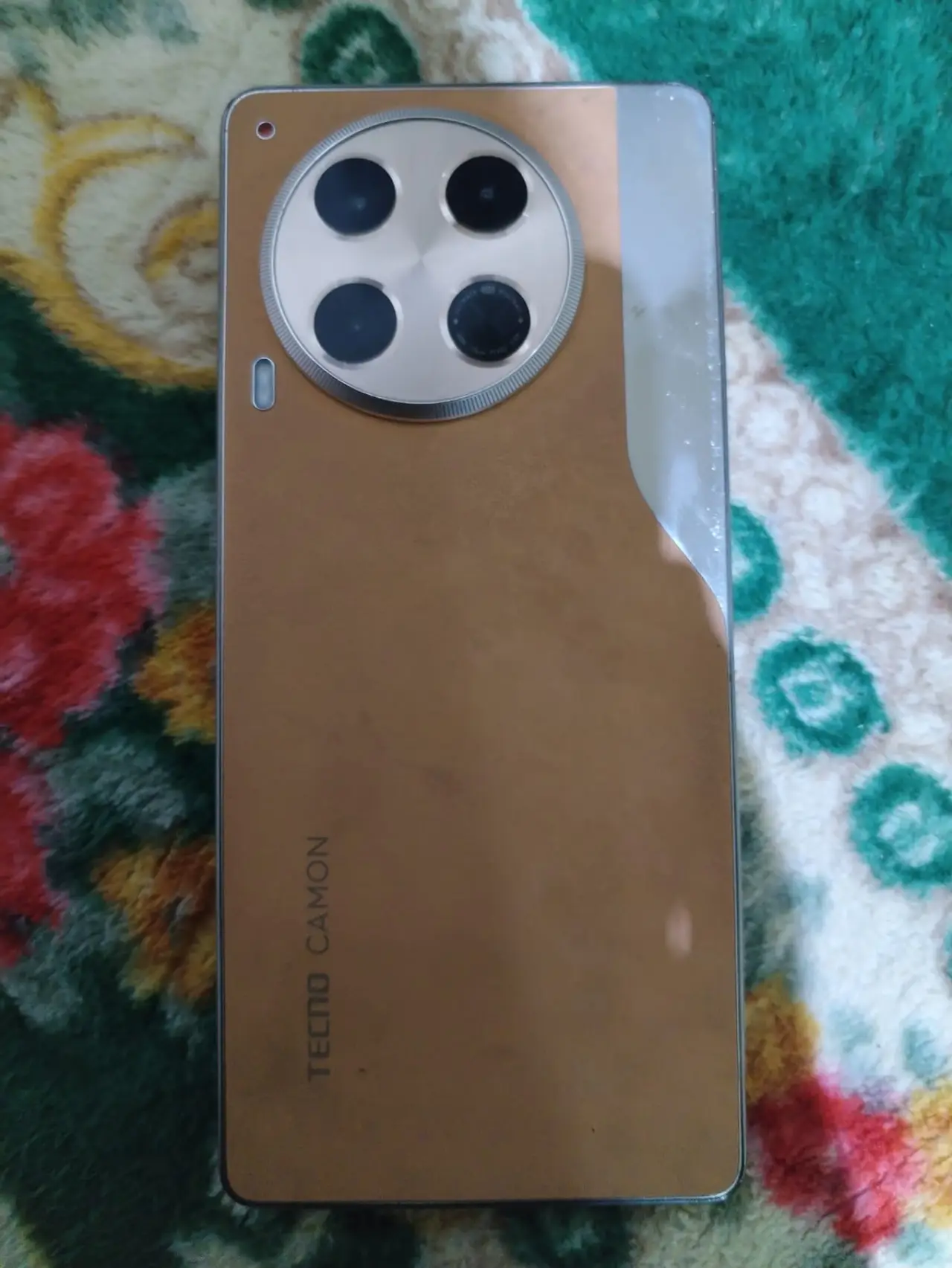 Tecno Camon 30