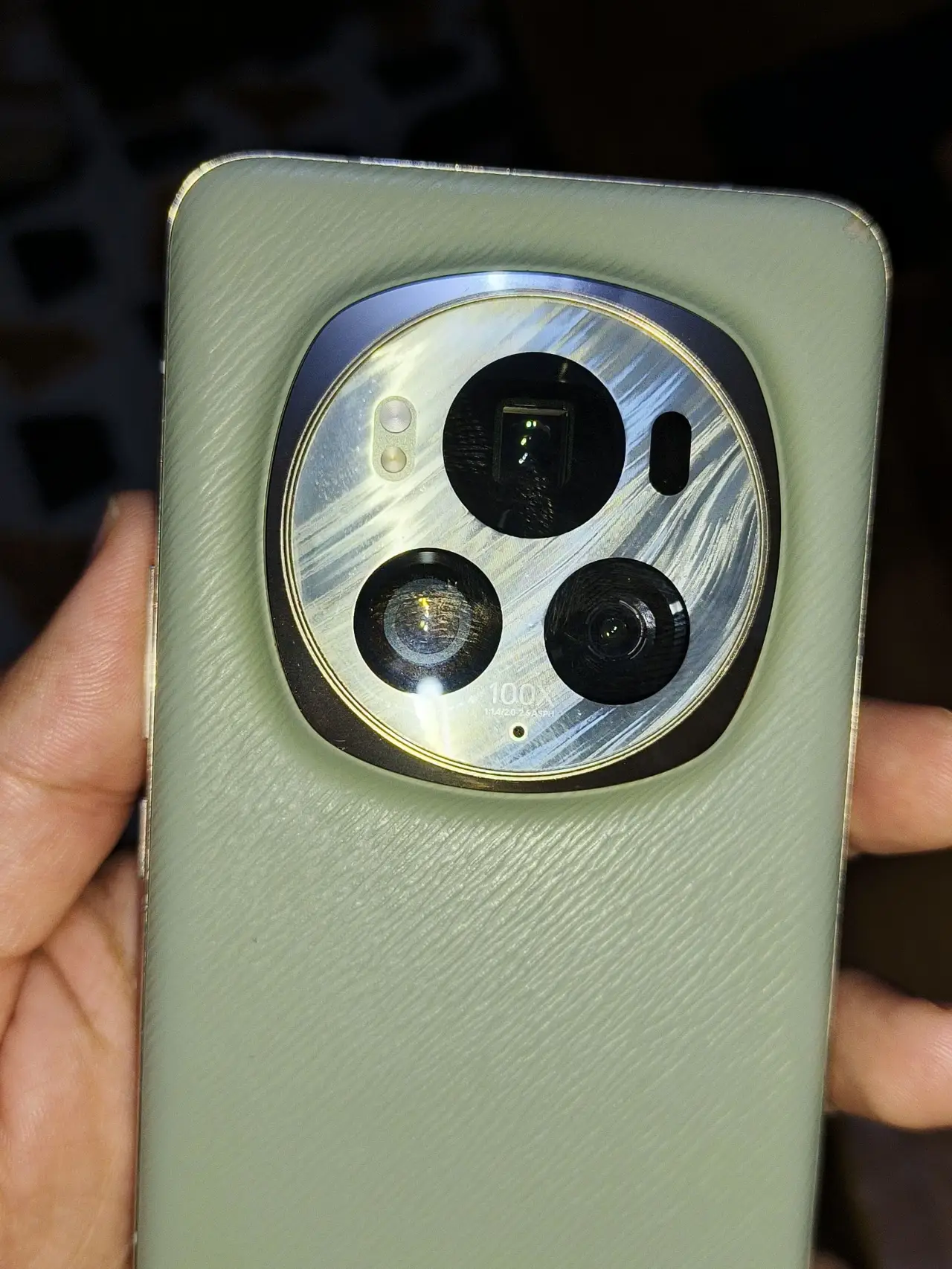 Honor Magic6 Pro — 725,000 د.ع
