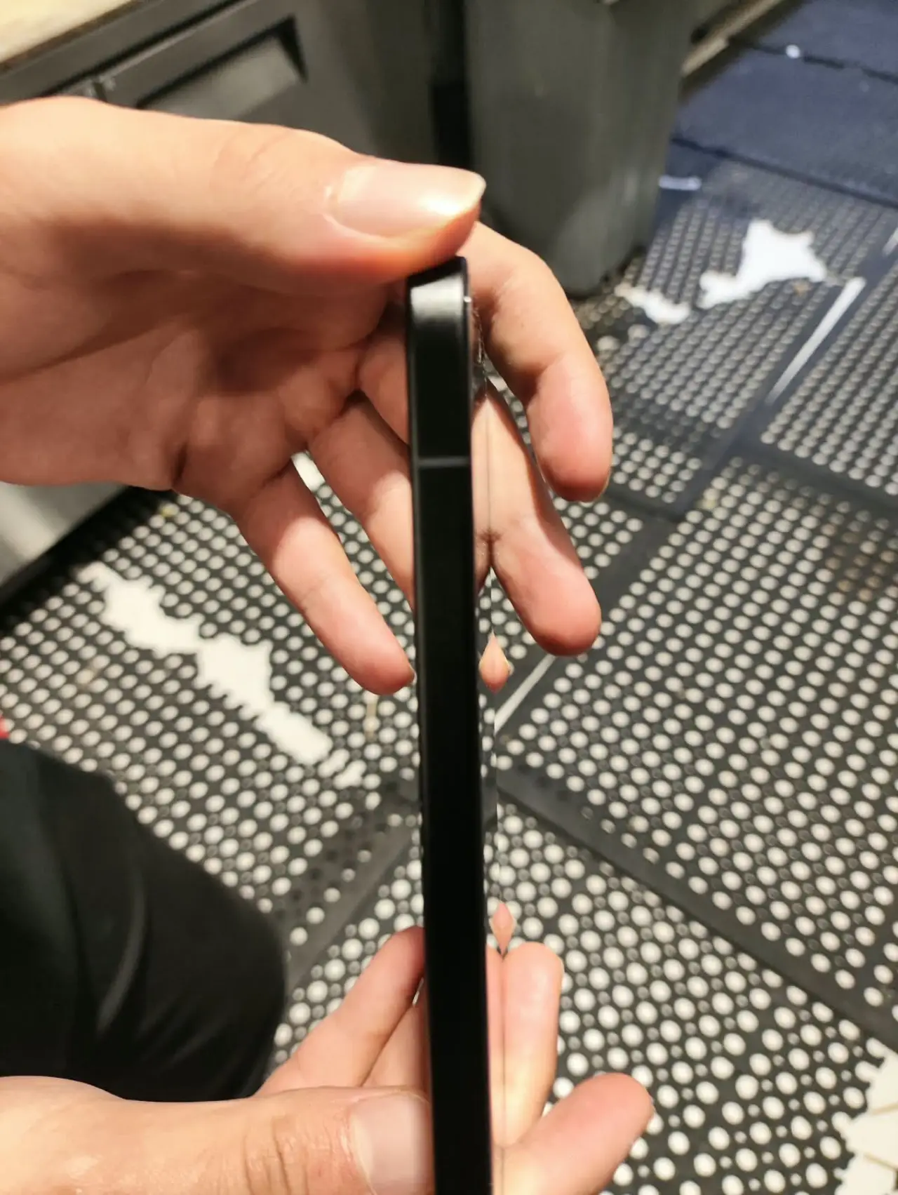 POCO x8 pro — 600,000 د.ع