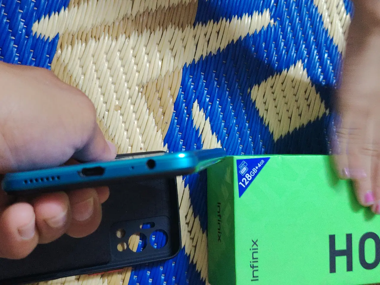 Infinix Hot 20 — 150,000 د.ع